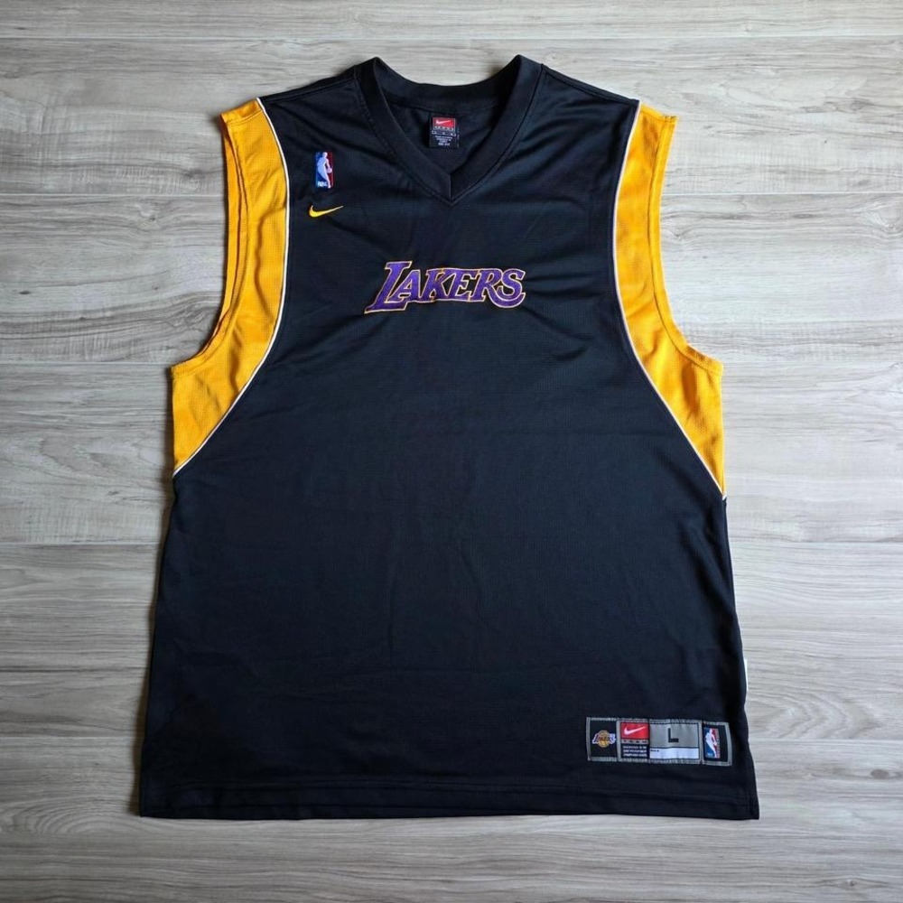Vintage Nike Lakers NBA Basketball Jersey